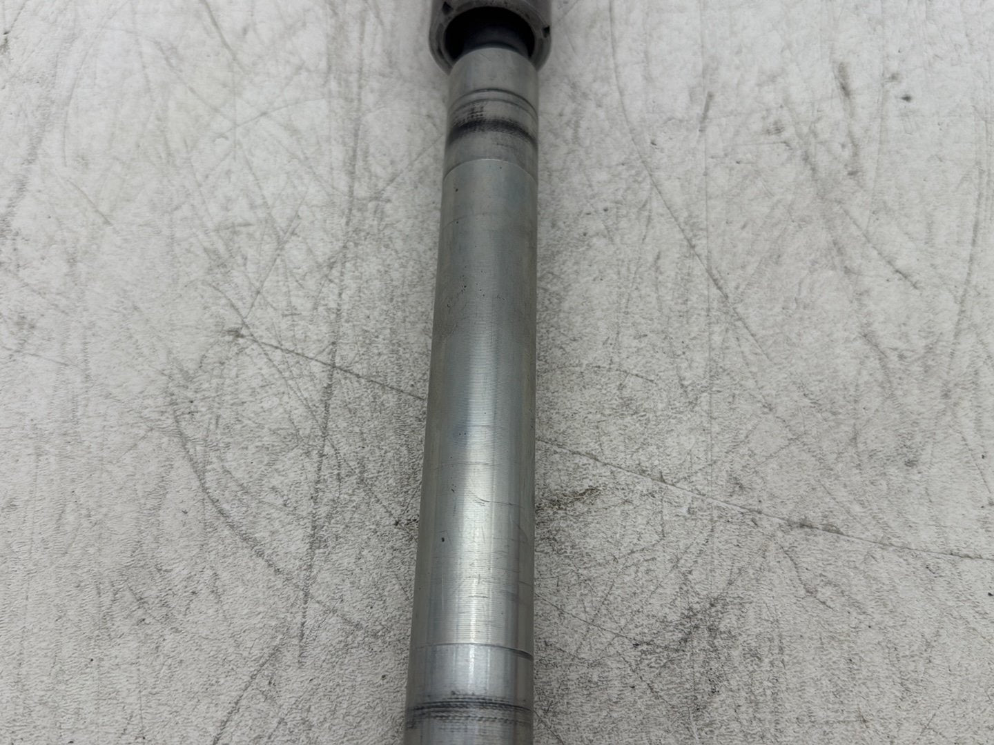 2004 Harley Road King Touring Custom FLHRSI OEM Front Wheel Axle Bolt Shaft