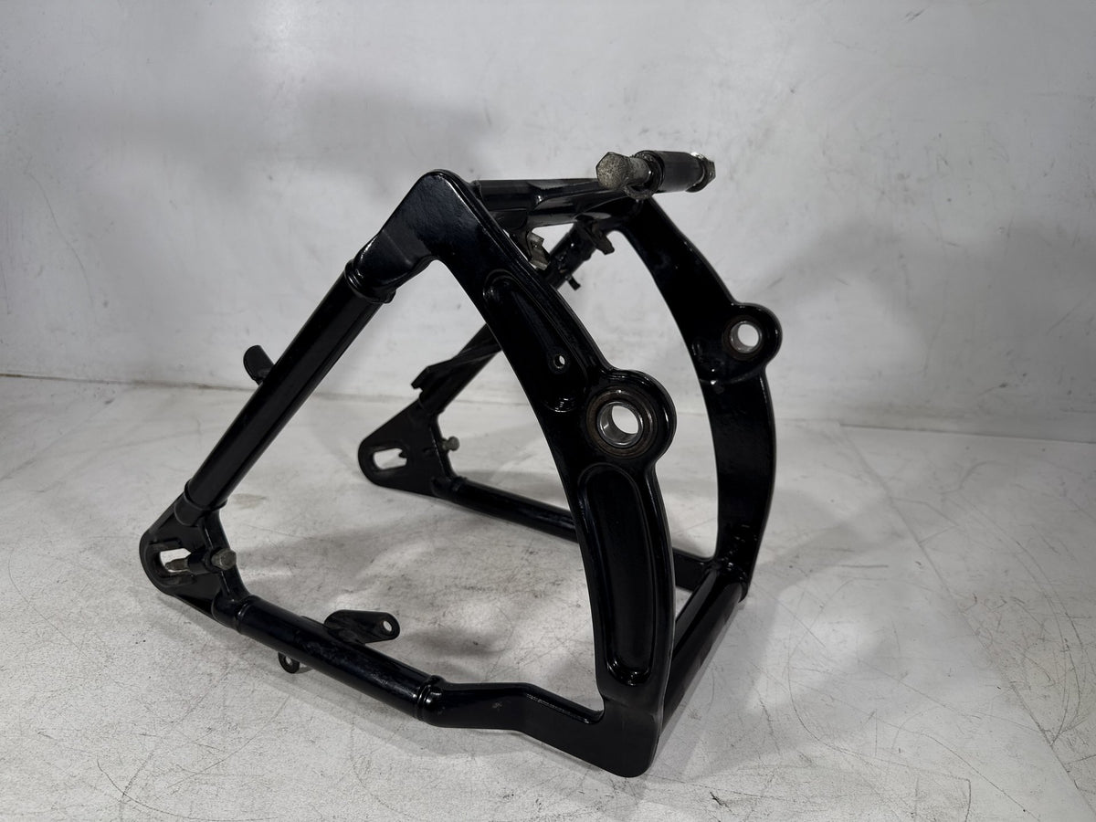 2001 Harley Heritage Softail Classic FLSTC OEM Rear Fork Swingarm Swing Arm