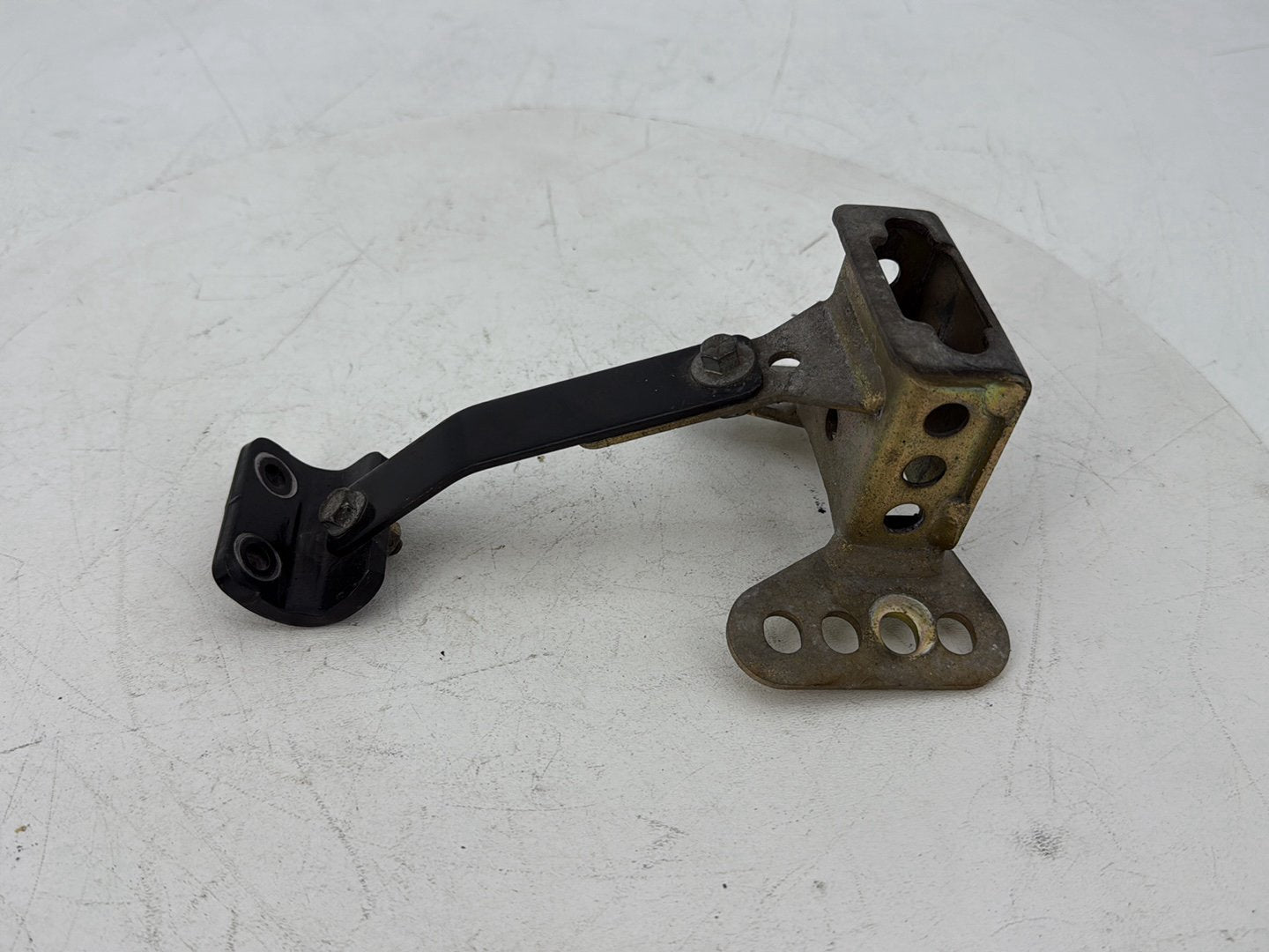 2008 - 2016 Harley-Davidson Touring Electra Glide Ultra Front Driver Rider Backrest Bracket Mount 52589-09A