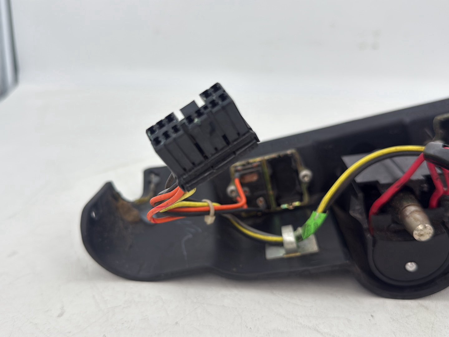 1999 - 2006 Harley-Davidson Touring Electra Glide Dash Ignition Cap Switch Lockset NO Key 58510-96