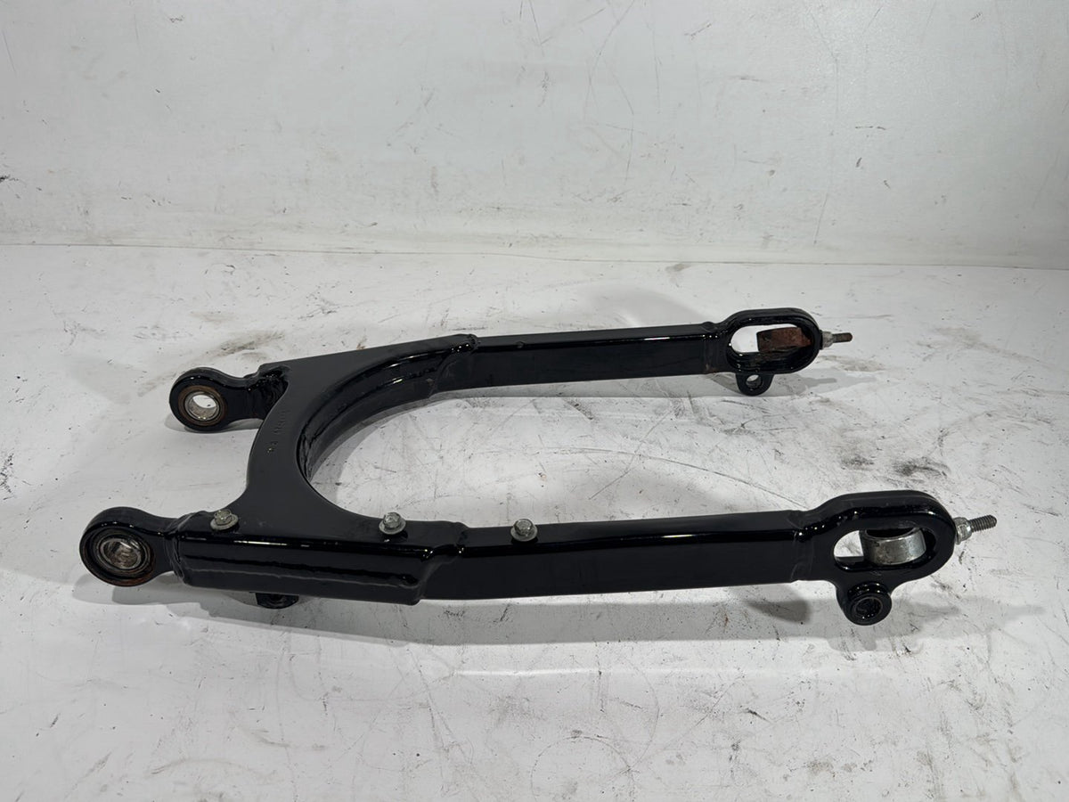 2006 Harley Sportster 1200 Custom XL1200C OEM Rear Fork Swingarm Swing Arm