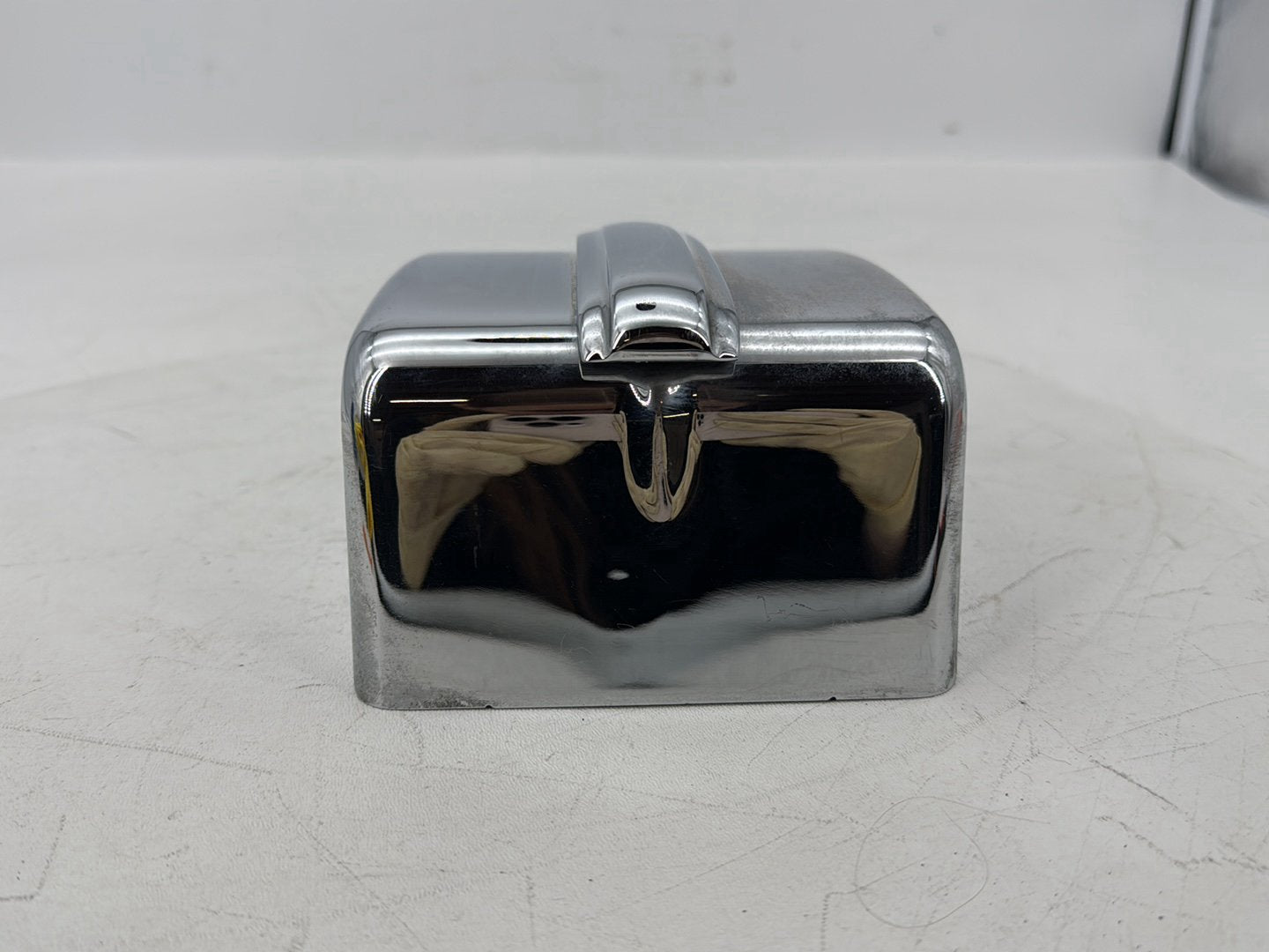 2007 - 2012 Harley-Davidson Dyna Super Glide Electrical Panel Holder Bracket Carrier Caddy 66333-04