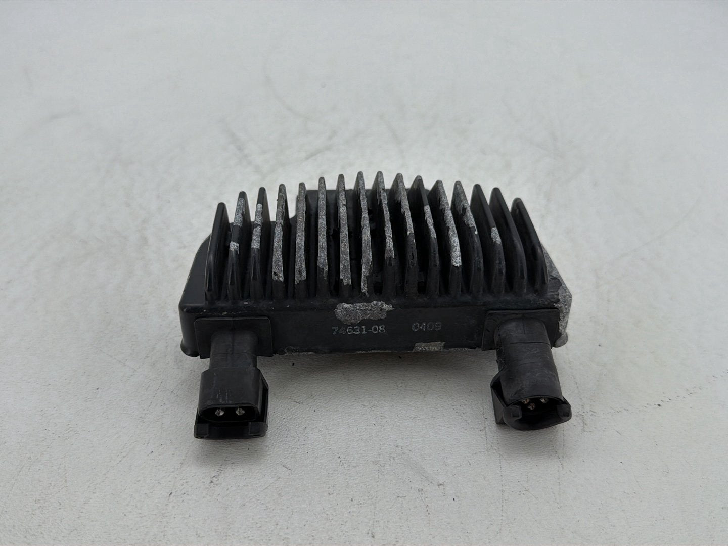2009 Harley Dyna Street Bob FXDB OEM Voltage Regulator Rectifier