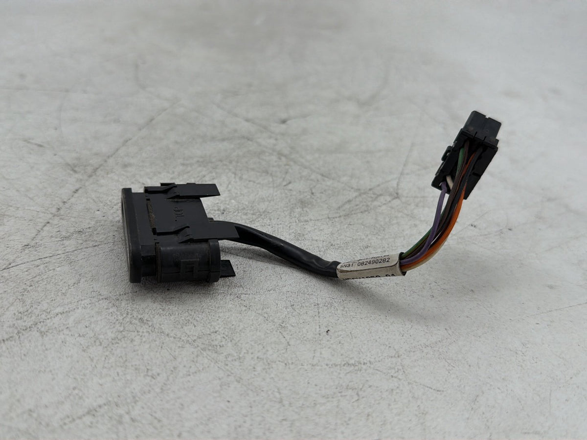 2009 Harley Road Glide Touring FLTR OEM Dash Indicator Lamp Wire Plug 68789-96A