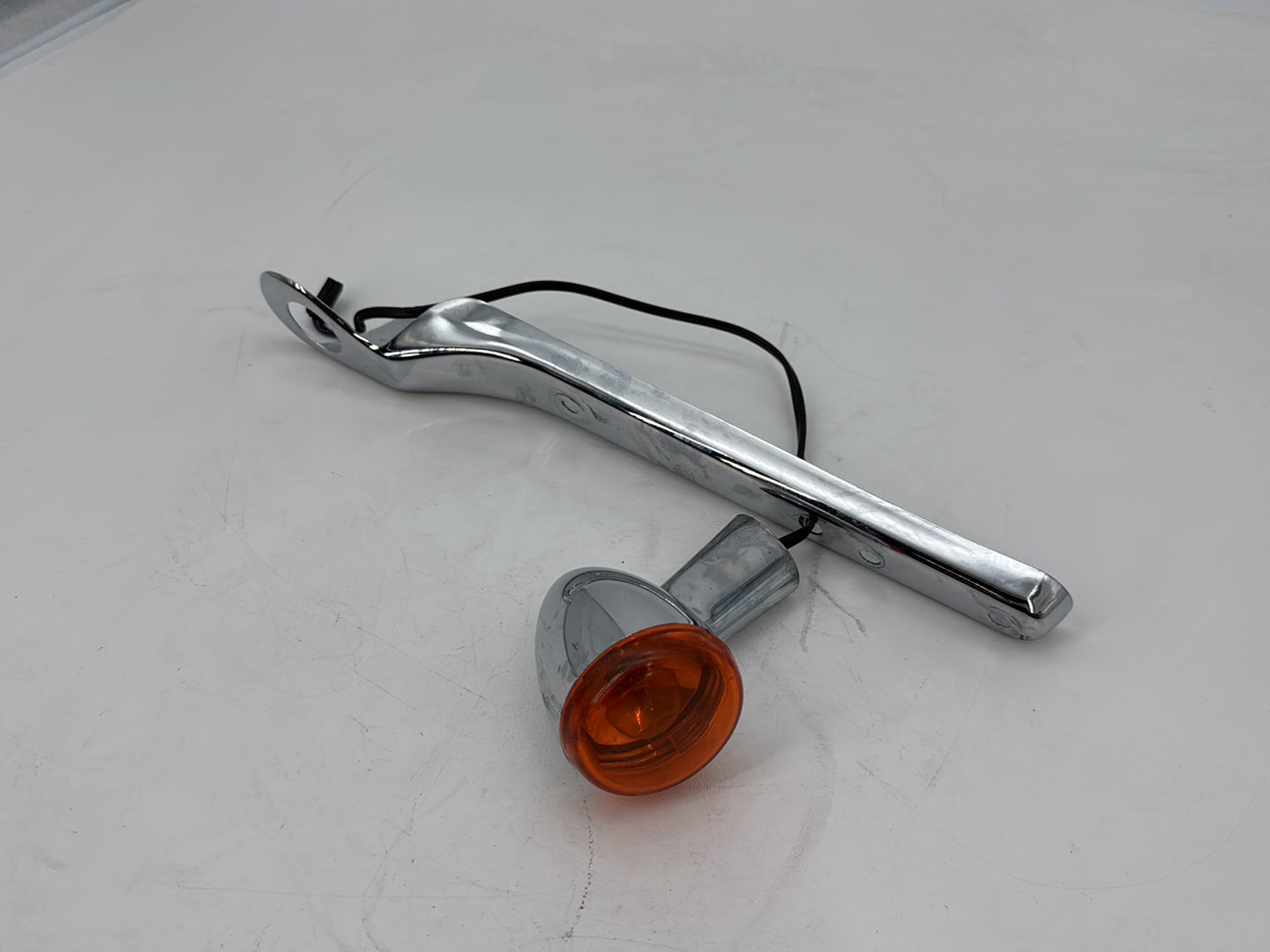 1991 - 2003 Harley-Davidson Sportster Base 1200 Rear 1 Turn Signal Indicator Blinker  59896-94