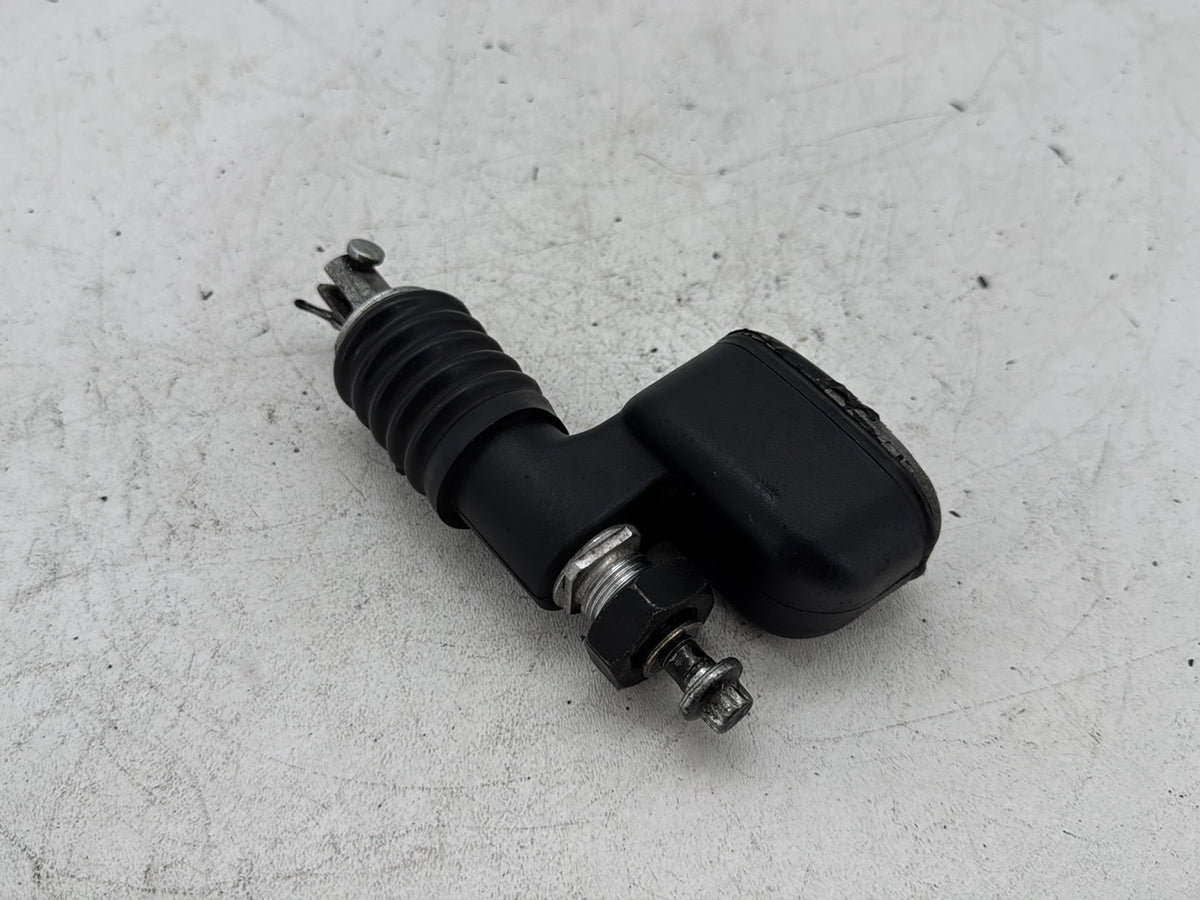 2006 Harley Street Glide Touring FLHXI OEM Rear Brake Master Cylinder Reservoir