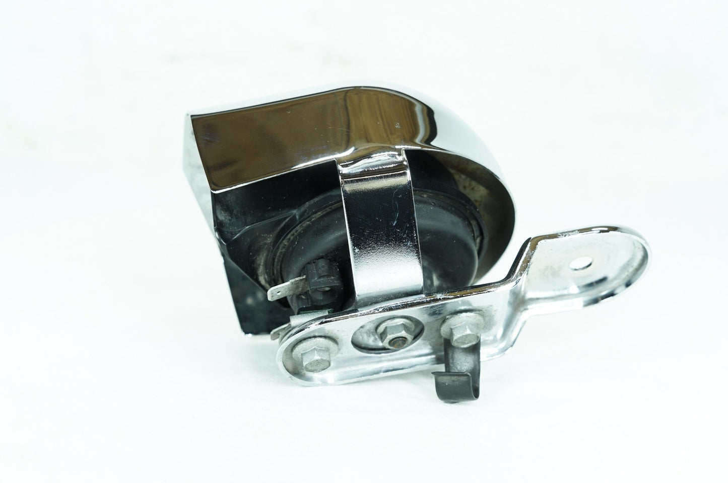 2008 - 2016 Harley-Davidson Touring Electra Glide Ultra Horn Signal Klaxon Chrome Cover 69012-93A