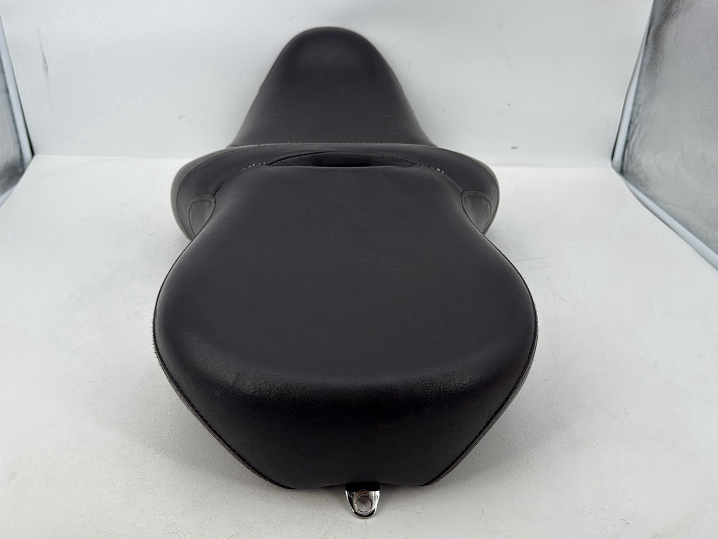 Harley-Davidson Misc  Passenger Rider Driver Seat Saddle 52164-09