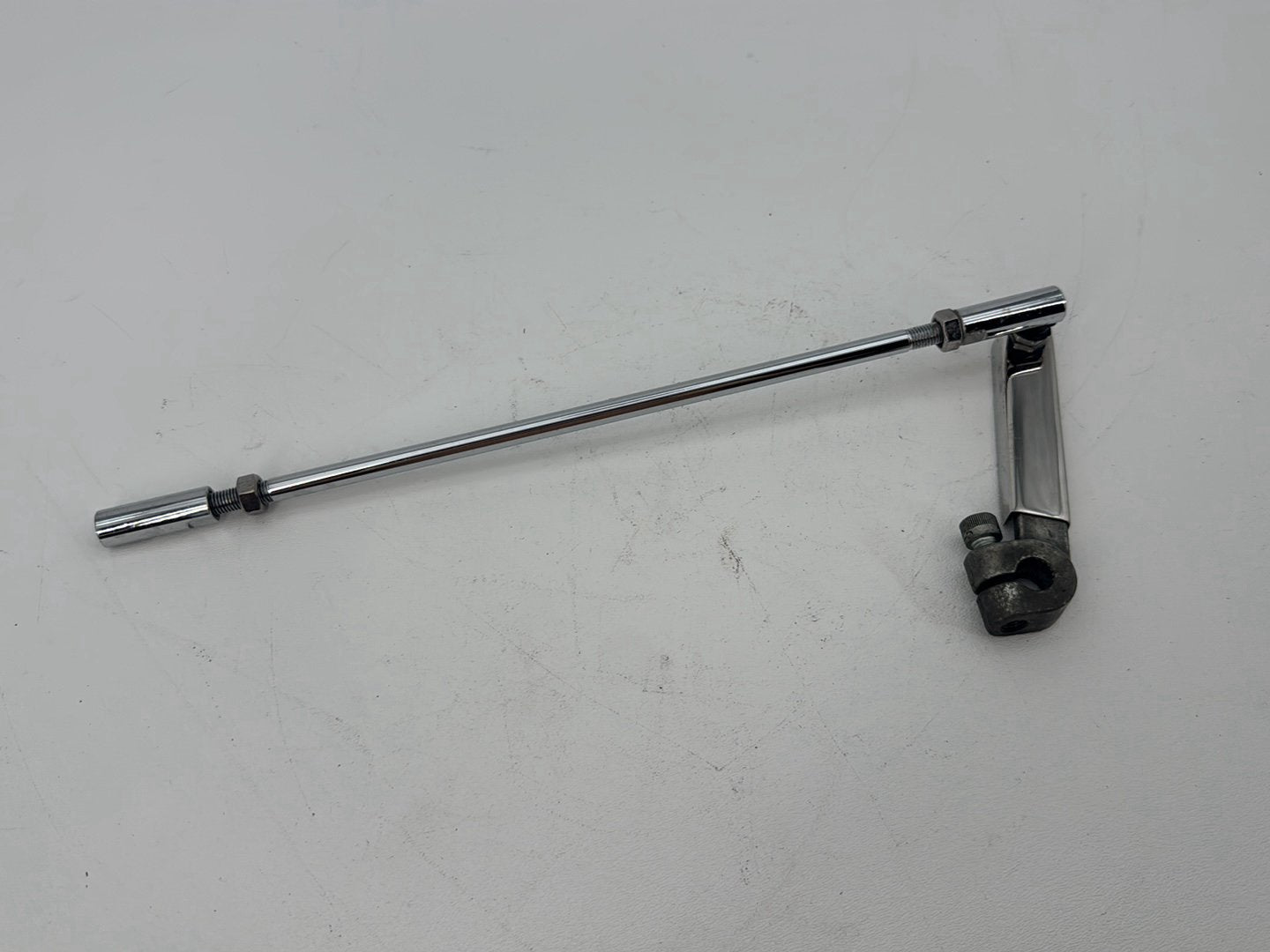 1999 - 2006 Harley-Davidson Dyna Low Rider Gear Shifter Lever Arm w/ Rod linkage 33715-85A