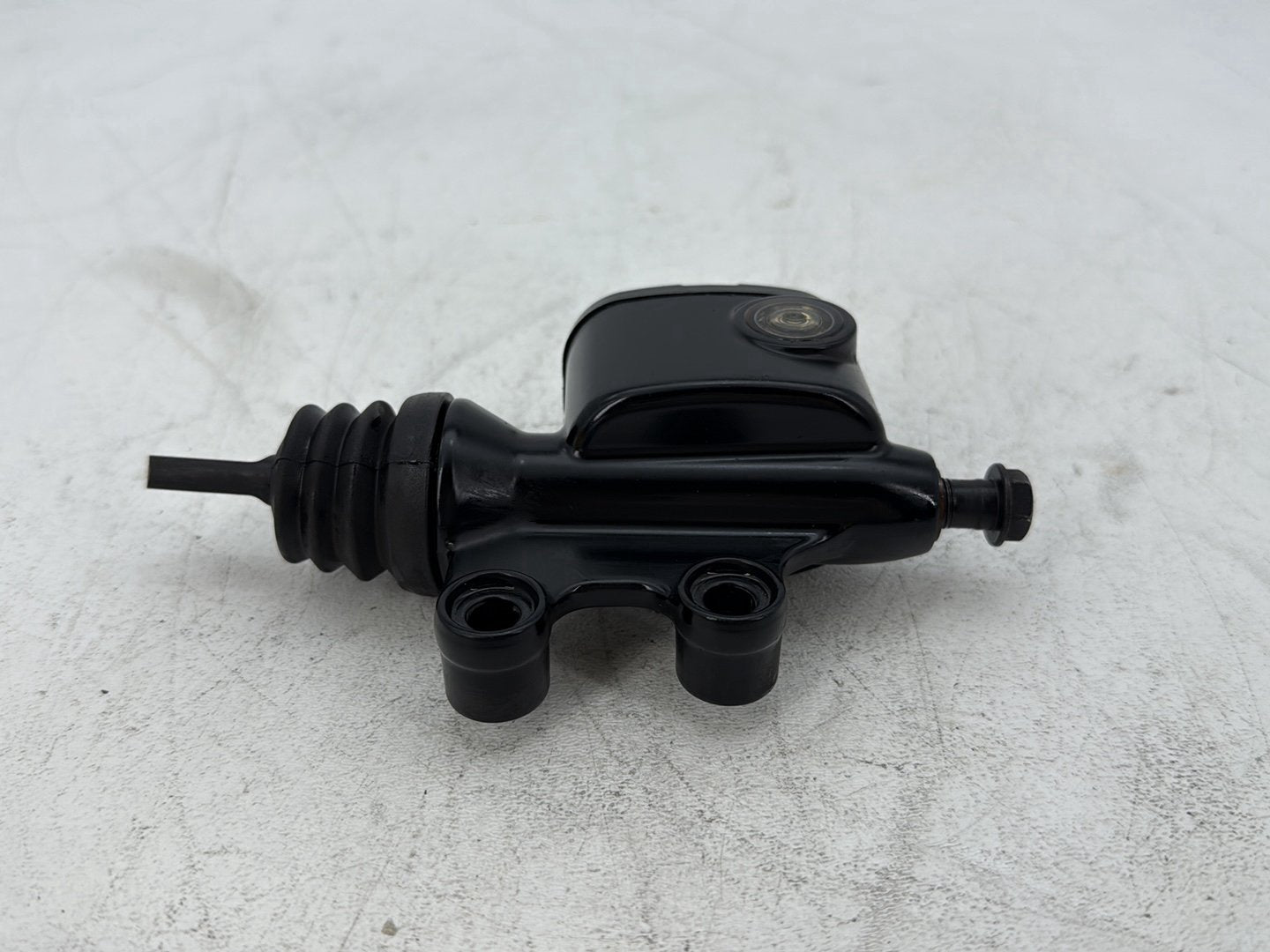 2017 Harley Road Glide Touring FLTRXS OEM Rear Brake Master Cylinder Reservoir