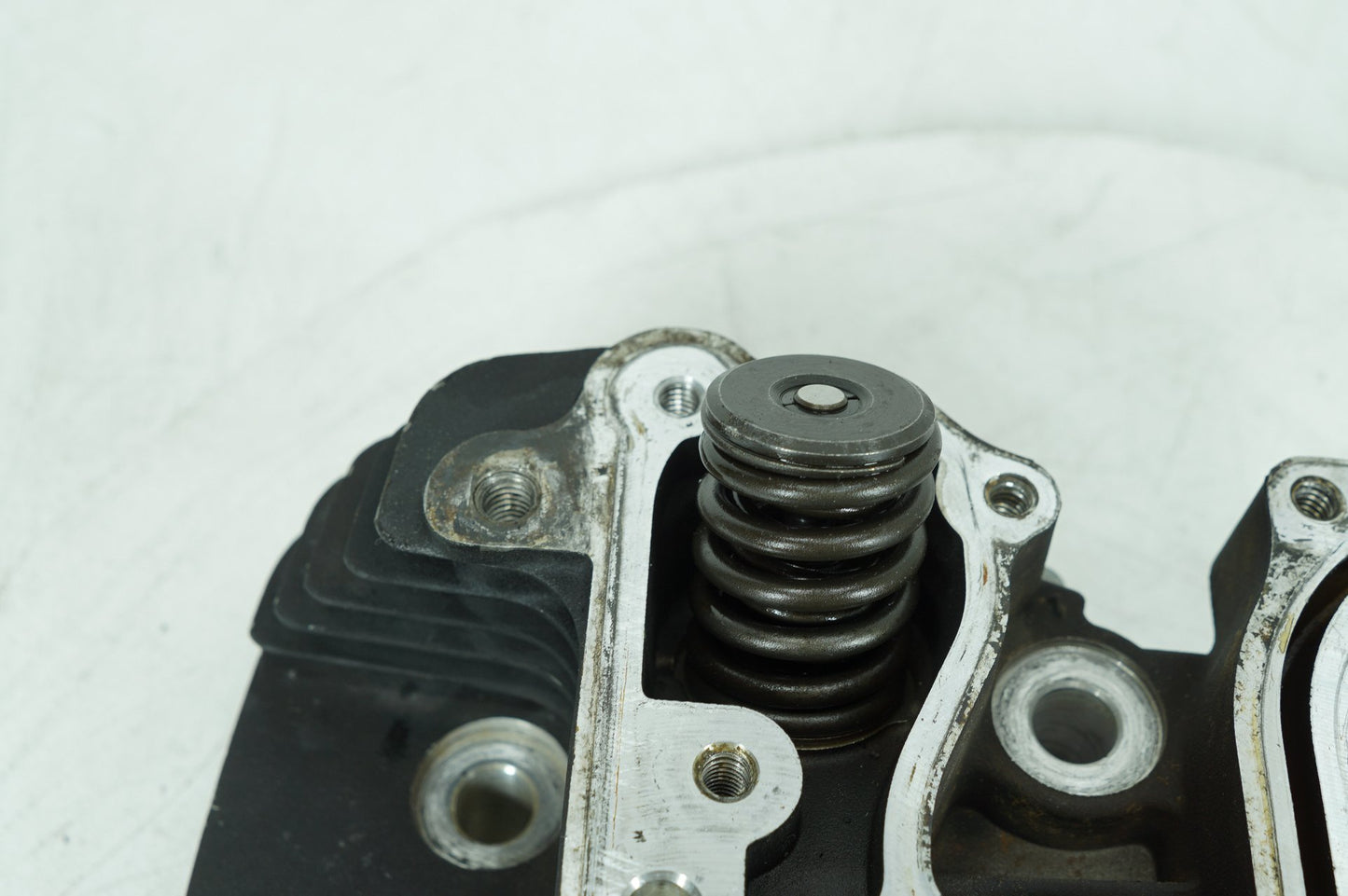 1999 - 2006 Harley-Davidson Touring Road King Rear Twin Cam Engine Cylinder Head 16725-99