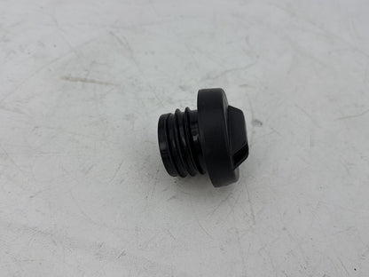 2007 - 2012 Harley-Davidson Touring Electra Glide Ultra Fuel Gas Tank Cap Bushing Hub 61274-92