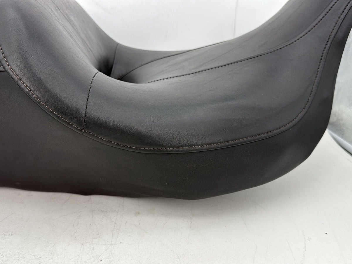 2008 Harley Touring Electra Glide Ultra OEM Passenger Rider Driver Seat Saddle