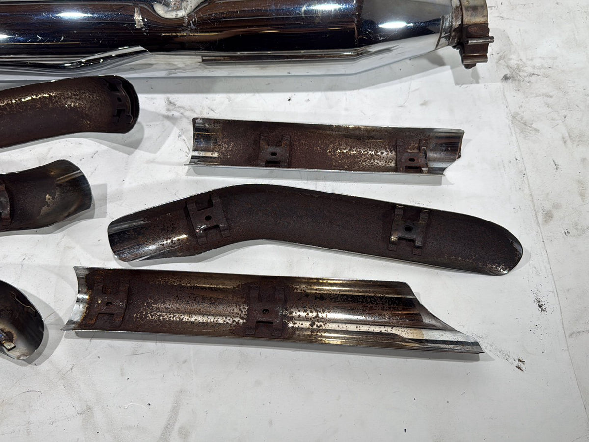 2004 Harley Road King Touring Classic OEM Exhaust Muffler Silencer Slip On