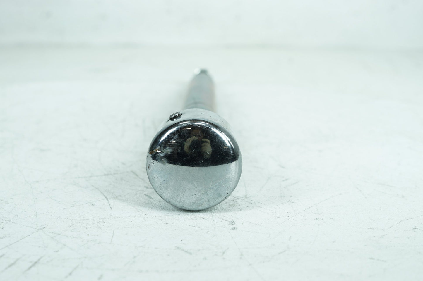 2007 - 2011 Harley-Davidson Touring Electra Screamin Eagle Front Wheel Axle Bolt Shaft 43364-00