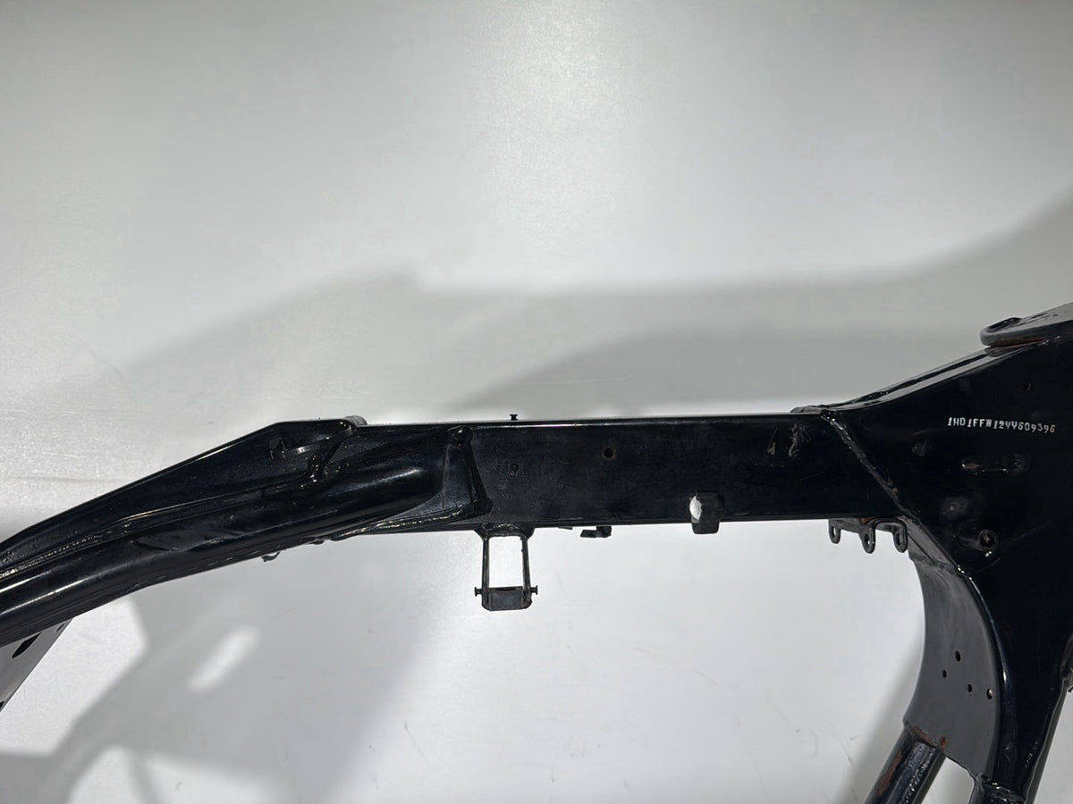 1999 - 2006 Harley-Davidson Touring Electra Glide Classic Body Main Frame Chassis CLN CLR 47900-99B