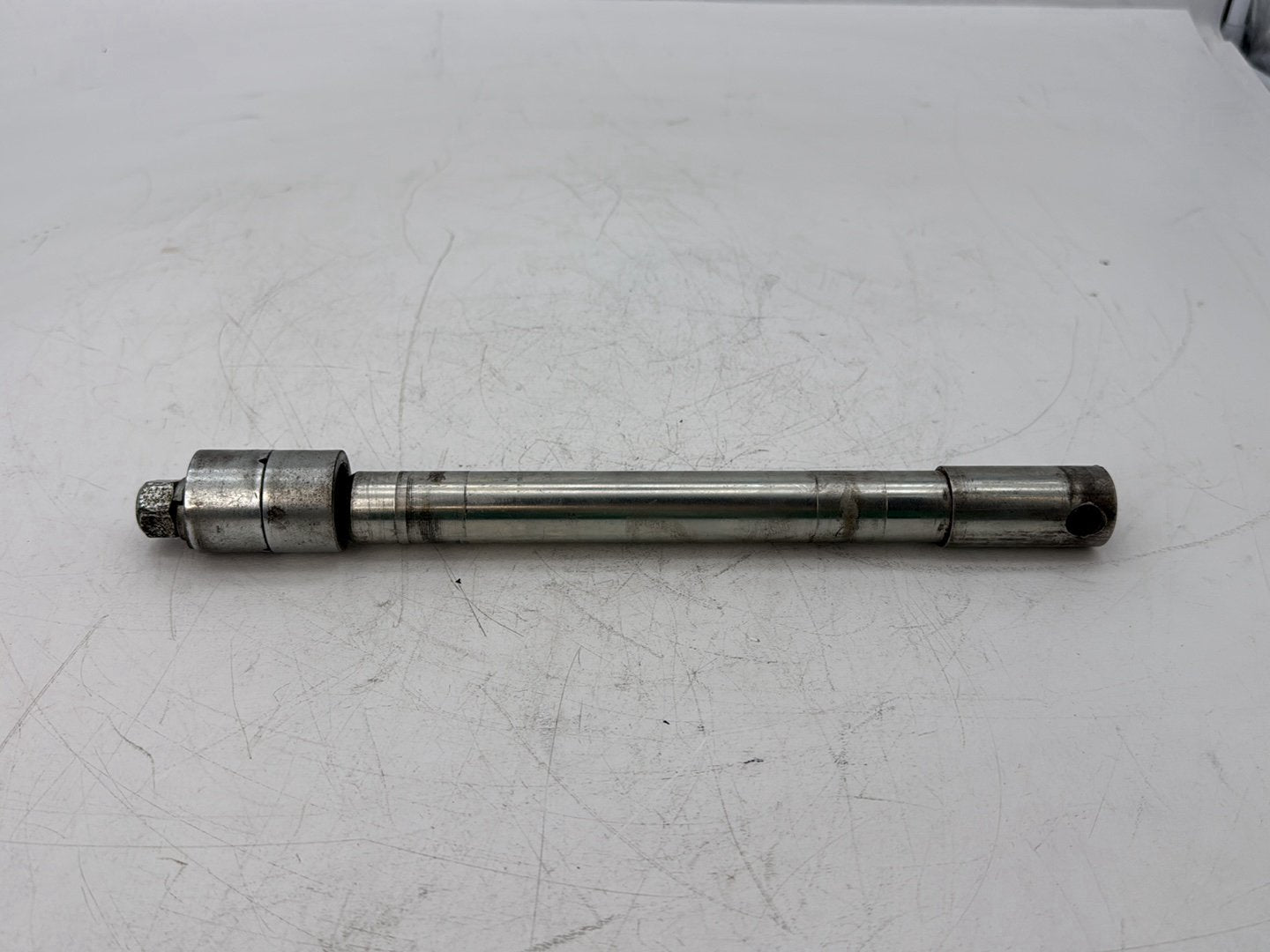 2005 Harley Touring FLHRCI Road King Classic OEM Front Wheel Axle Bolt Shaft