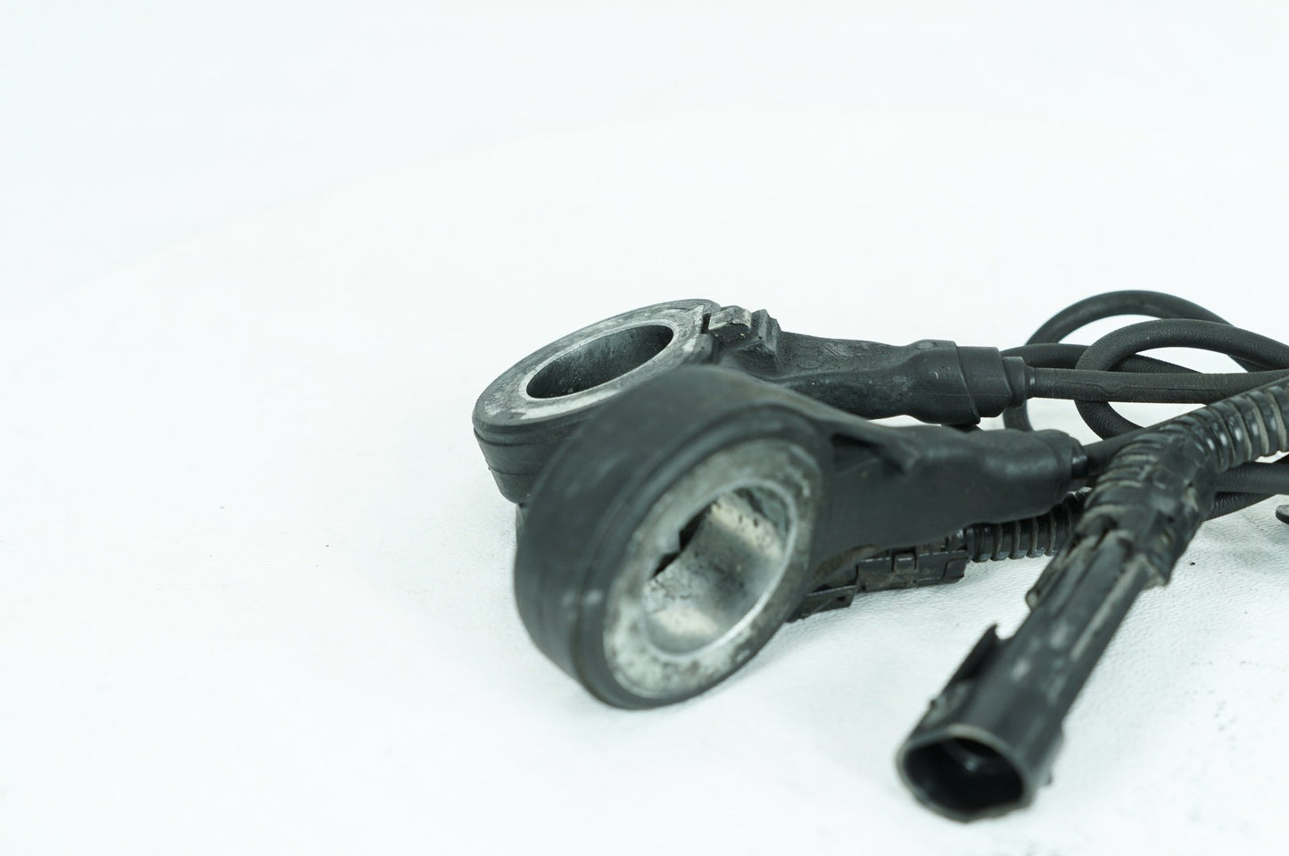 2007 - 2013 Harley-Davidson Touring Electra Glide Ultra Front & Rear Wheel ABS Speed Sensors 40615-08