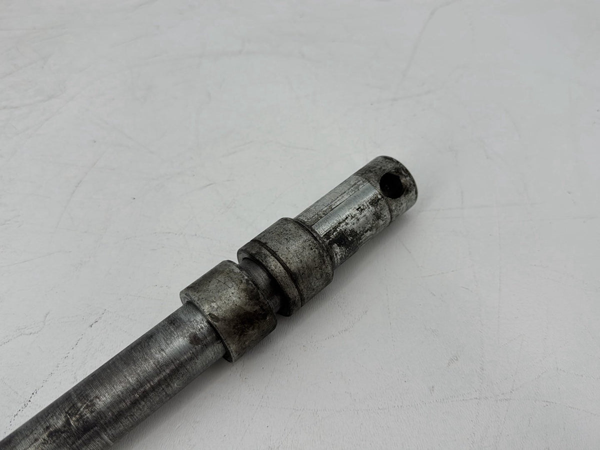 1999 - 2006 Harley-Davidson Touring Electra Glide Classic Front Wheel Axle Bolt Shaft 43364-00