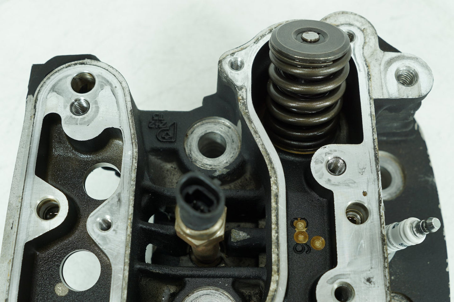 1984 - 1998 Harley-Davidson Touring Electra Glide Ultra Front Twin Cam Engine Cylinder Head 16721-84D