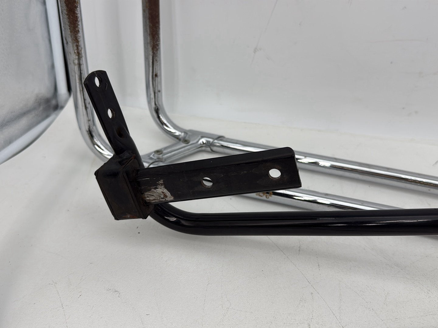 1999 - 2006 Harley-Davidson Touring Electra Glide Ultra Rear Left Right Saddlebag Guard Rails Bar 49193-93