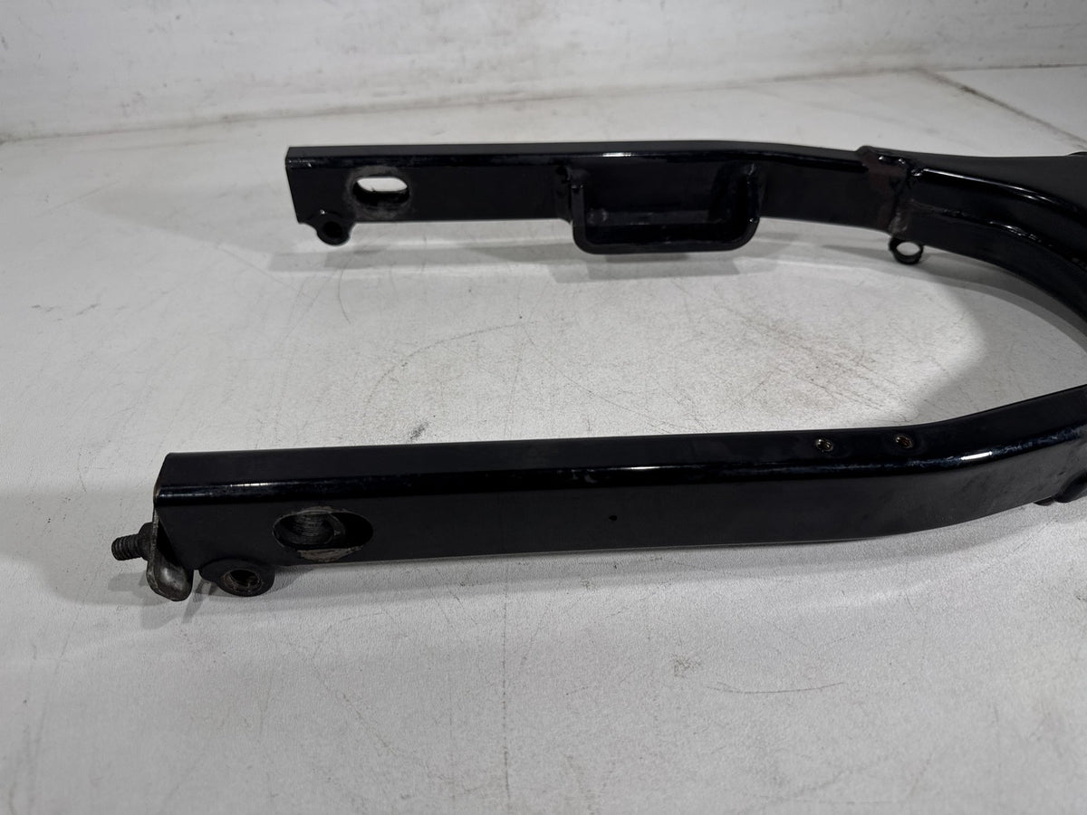 2001 Harley Electra Glide Touring Classic OEM Rear Fork Swingarm Swing Arm