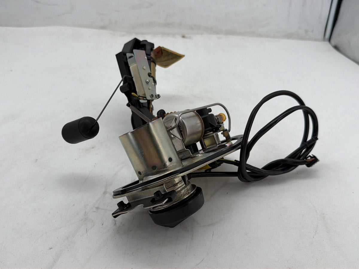2007 Harley Street Glide Touring FLHX OEM Fuel Pump Gas Gasoline Petrol Sending