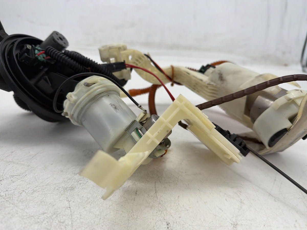 12 Harley Electra Glide Touring Ultra OEM Fuel Pump Gas Gasoline Petrol Sending