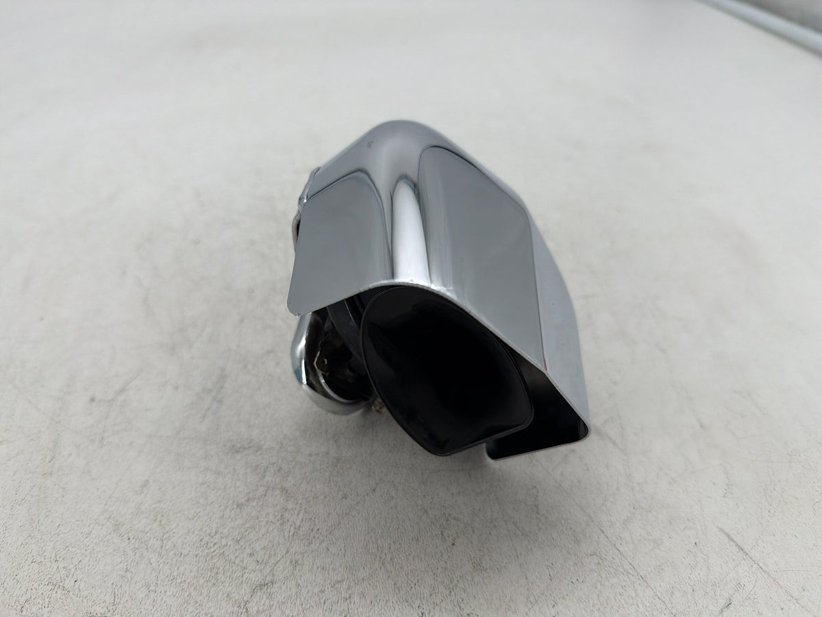 2006 Harley Street Glide Touring FLHX OEM Horn Signal Klaxon Chrome Cover