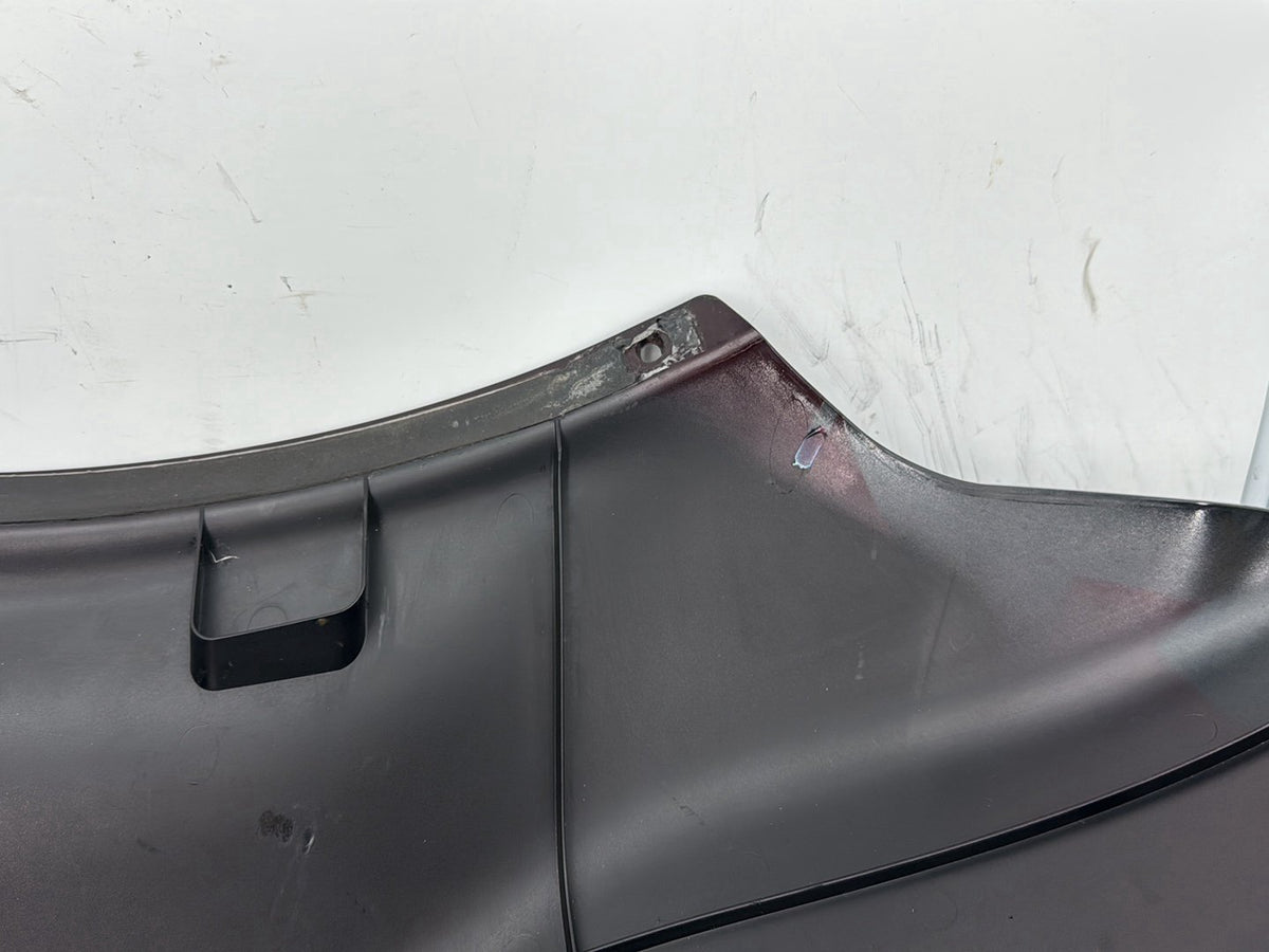 2005 Harley Electra Glide Touring Ultra FLHTCUI OEM Front Outer Batwing Fairing Cover