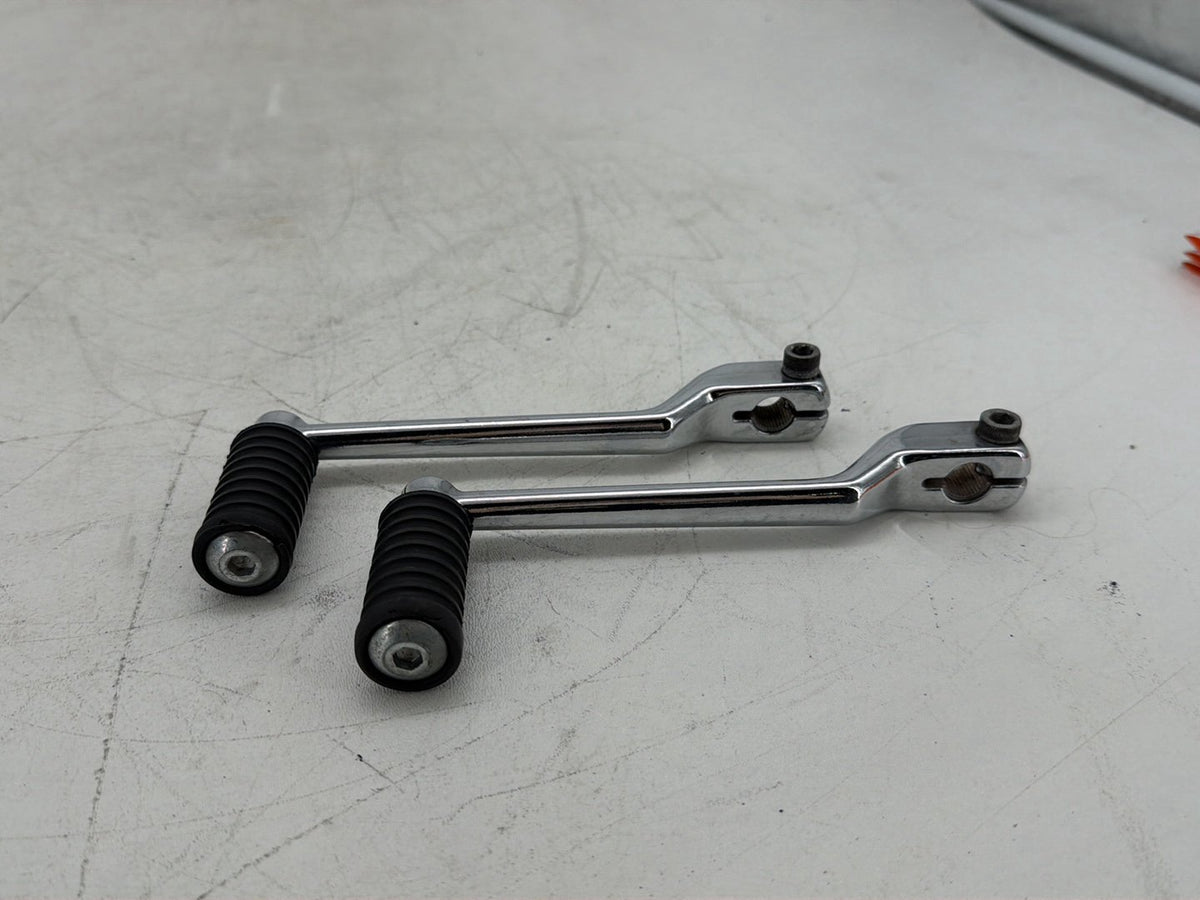 2011 Harley Electra Glide Touring Ultra OEM Gear Shifter Lever Pedal Pedals
