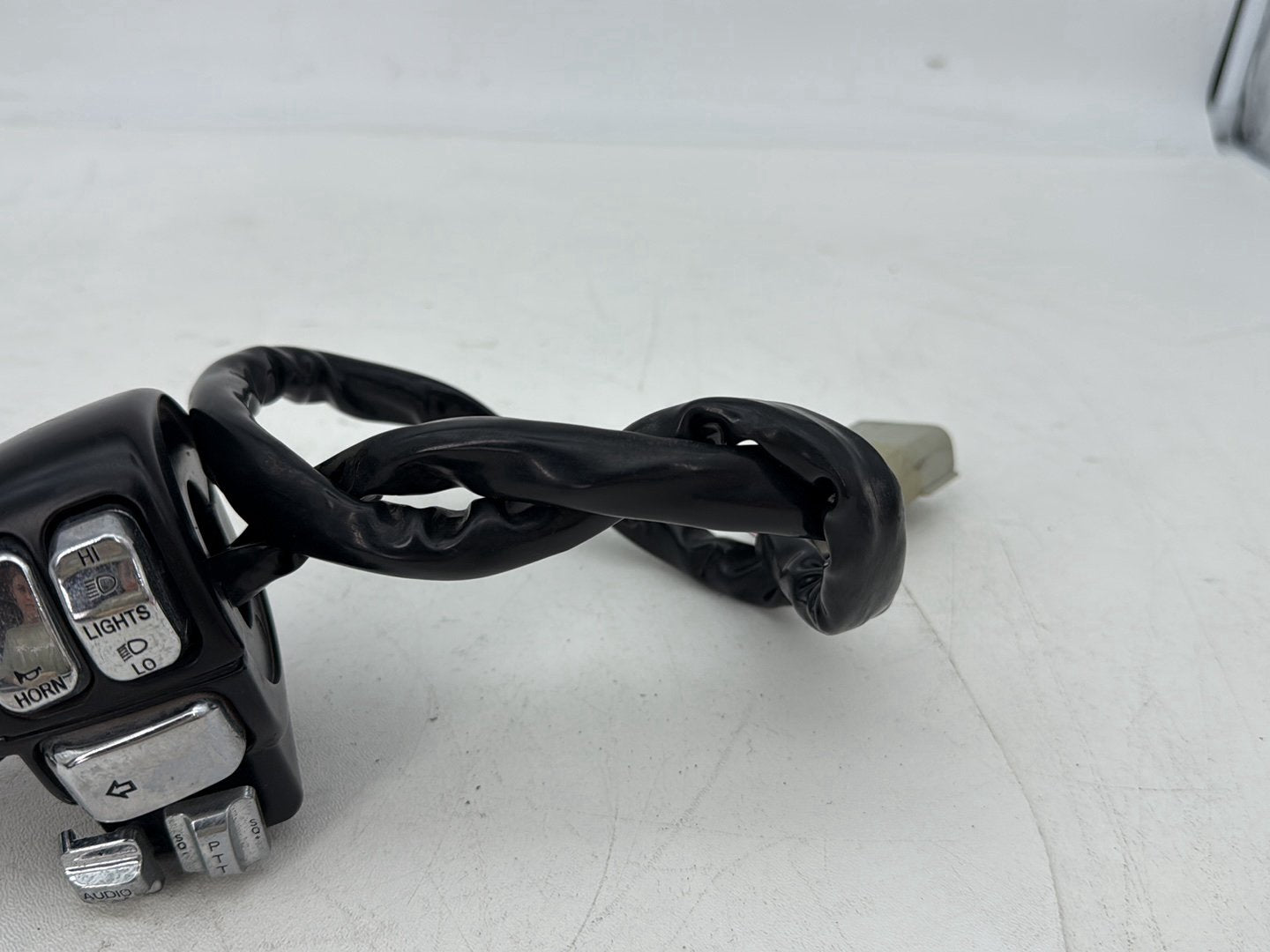 2007 - 2012 Harley-Davidson Touring Electra Glide Ultra Left Turn Signal Headlight Switches Controls 71685-06