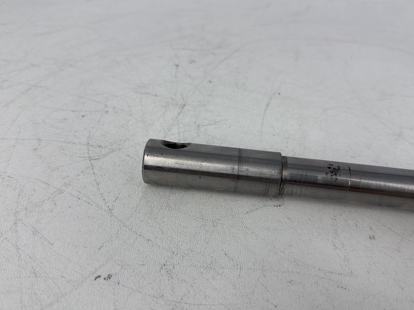 2005 Harley Sportster XL883C 883 Custom OEM Front Wheel Axle Bolt Shaft