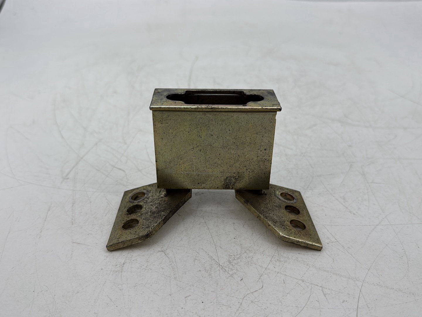 1995 Harley Touring Electra Glide OEM Front Driver Rider Backrest Bracket Mount