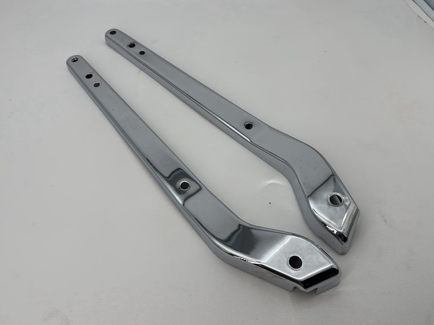 1999 - 2006 Harley-Davidson Dyna Wide Glide Left Right Saddlebag Fender Struts Brackets 59893-96
