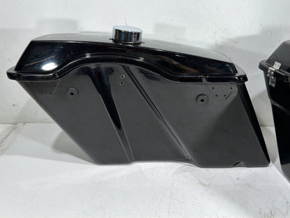 2009 Harley Road King Touring Police OEM Left Right Saddlebags Luggage NOKey