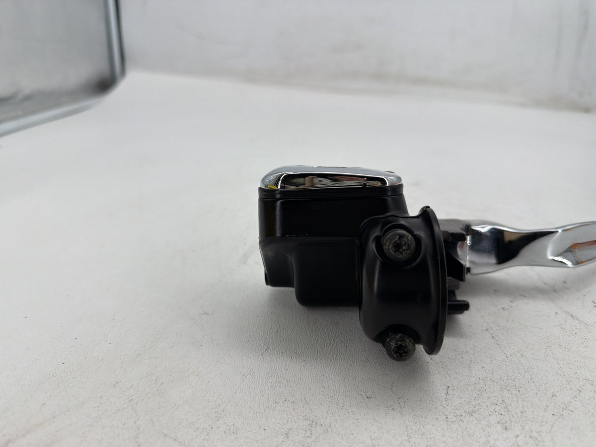 2002 Harley Electra Glide Touring OEM Front Right Brake Lever Master Cylinder
