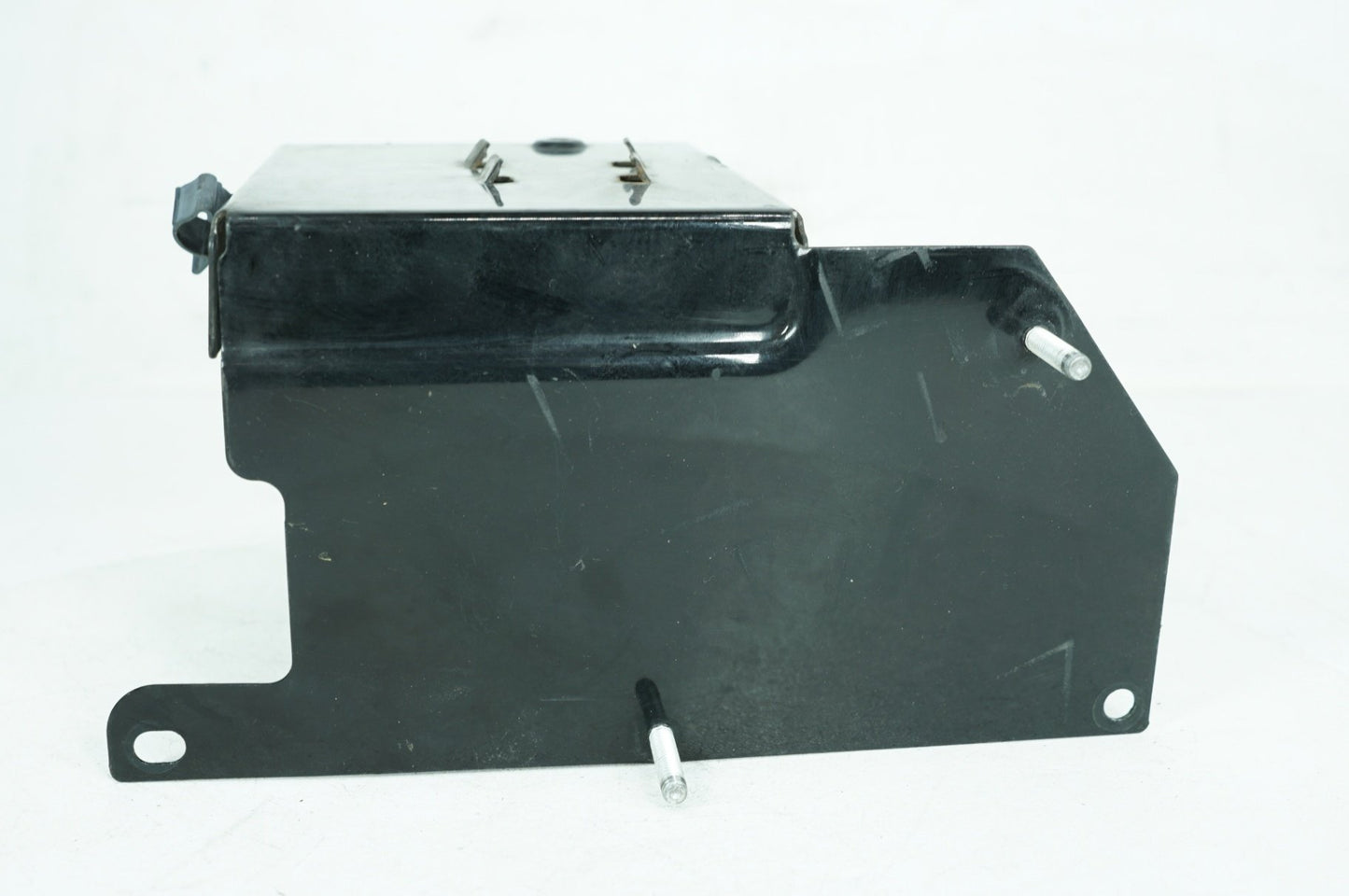 1999 - 2006 Harley-Davidson Touring Electra Glide Classic Battery Tray Bracket Holder Carrier 66281-02A