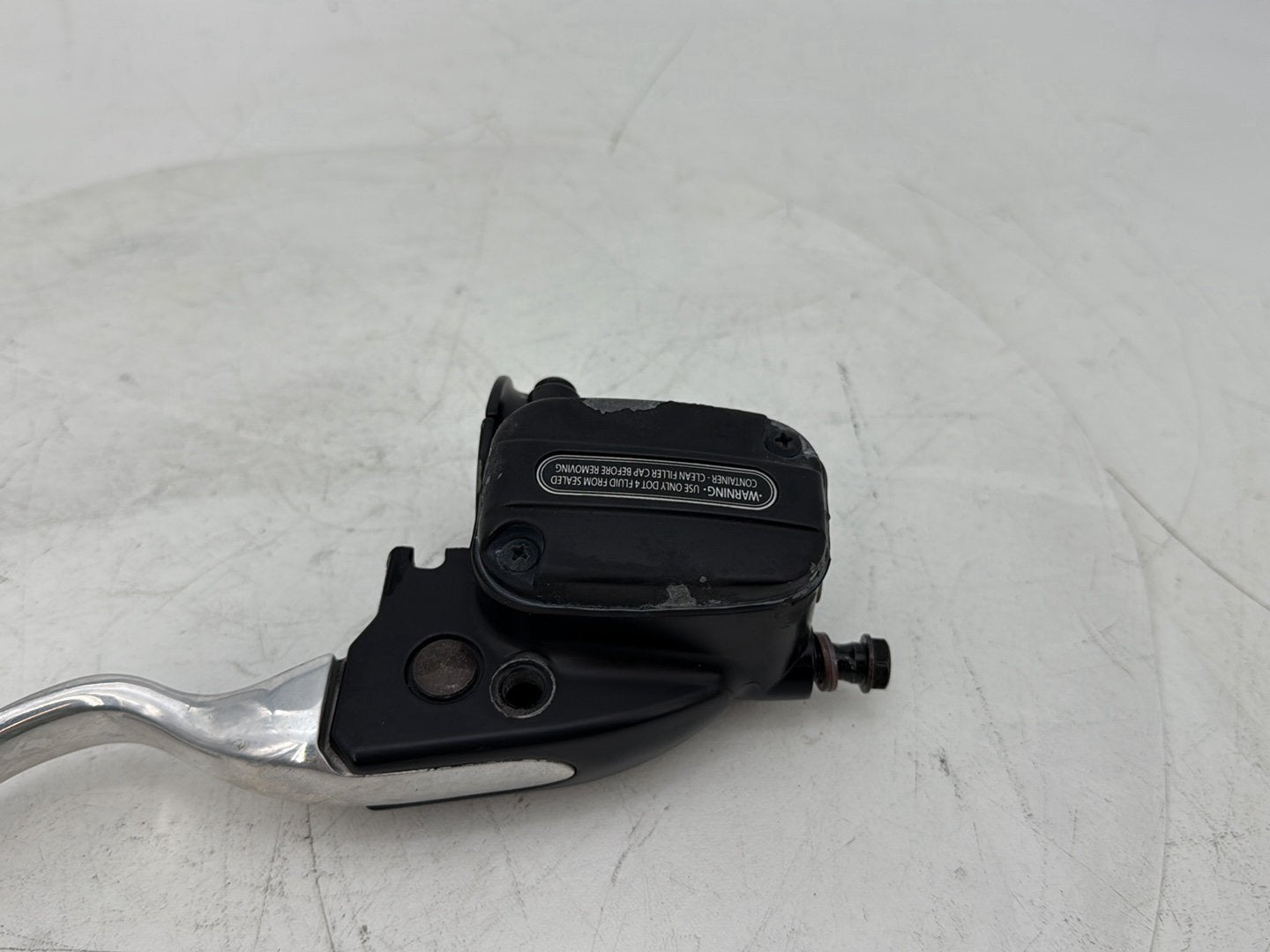 2008 Harley Electra Glide Touring Ultra FLHTCUI OEM Front Right Brake Lever Master Cylinder