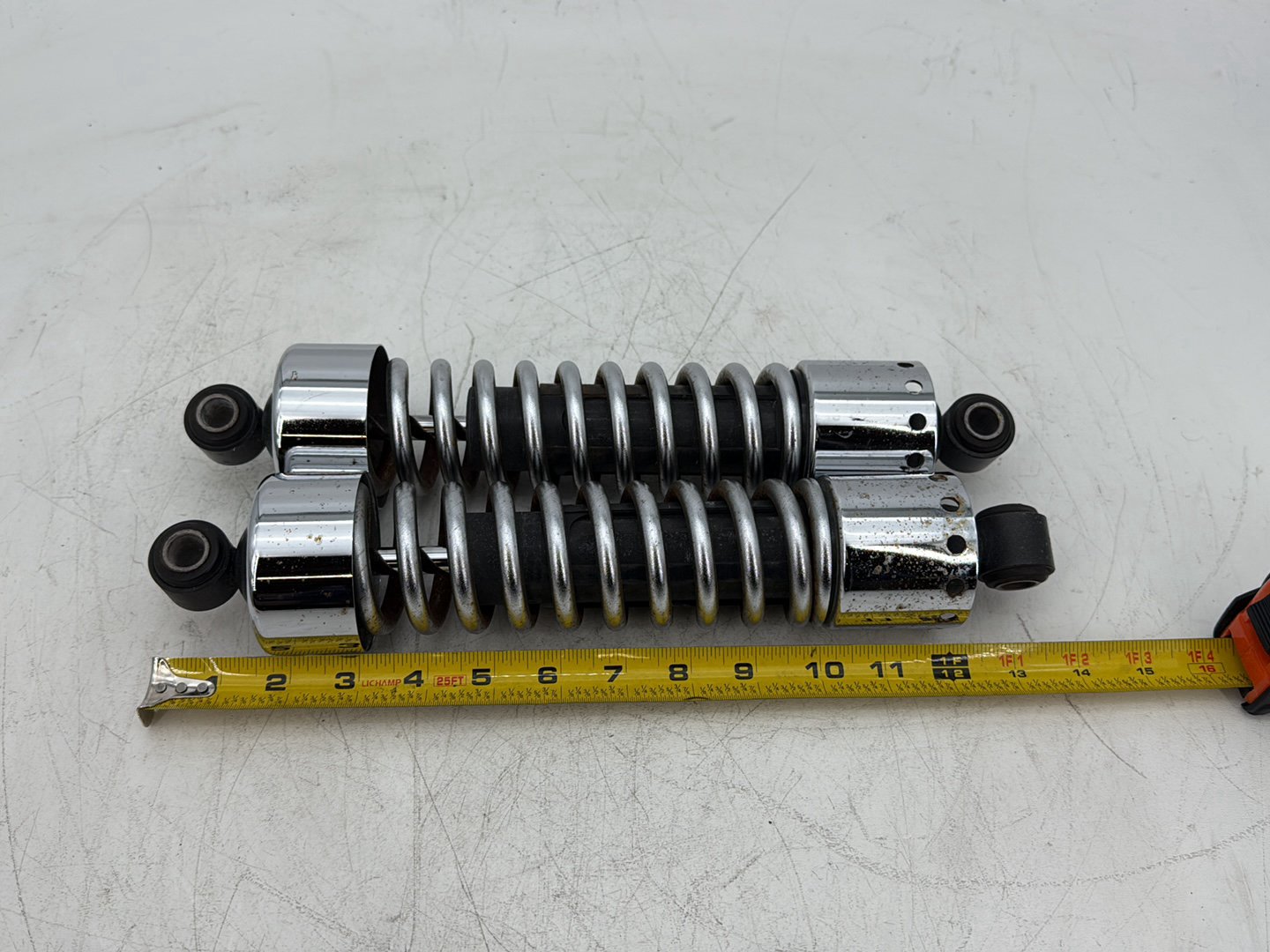 2005 Harley Dyna FXDWG Wide Glide OEM Rear Left Right Shock Absorbers