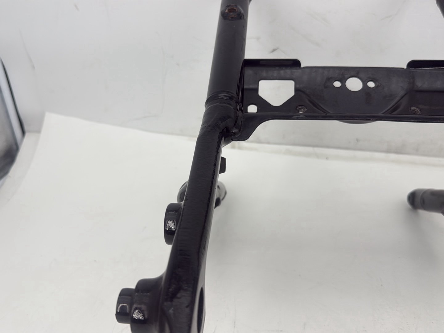 2011 Harley Electra Glide Ultra FLHTK OEM Rear Sub Frame Subframe Tail Rail