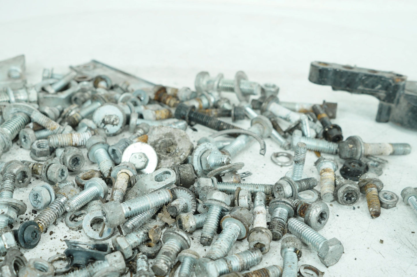 2008 - 2016 Harley-Davidson Touring Electra Glide Ultra Hardware Bolts Nuts & Brackets