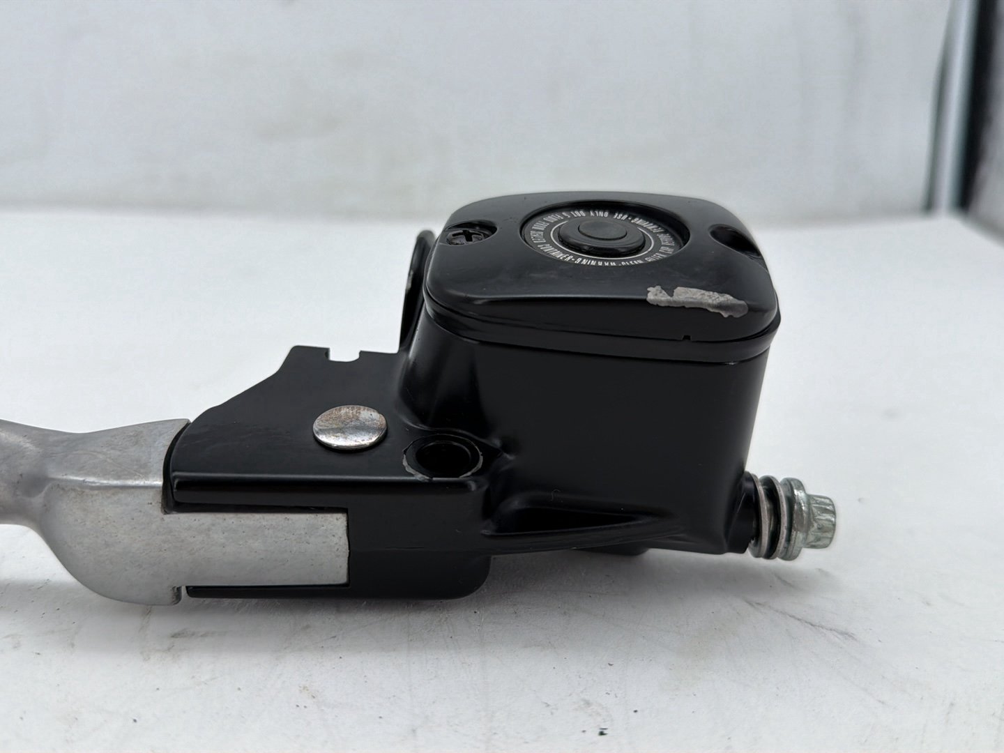 03 Harley Road King Touring Classic OEM Front Right Brake Lever Master Cylinder