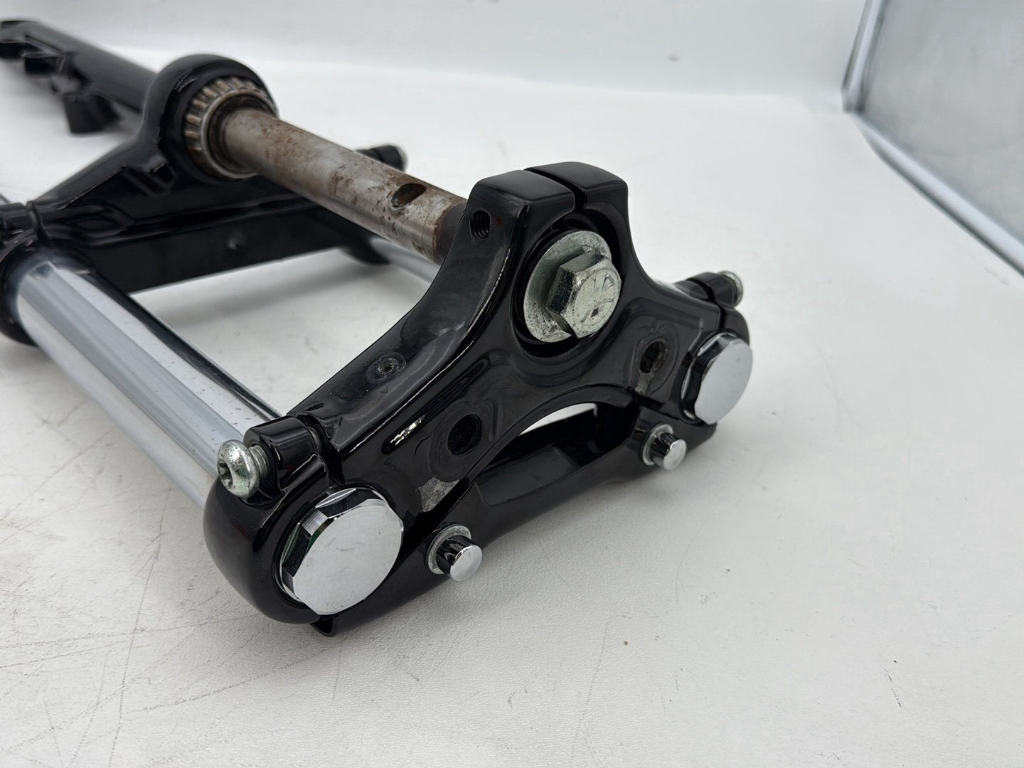 2004 - 2013 Harley-Davidson Sportster 1200 Custom Front Triple Tree Set & LH RH Fork Legs Sliders 46126-04