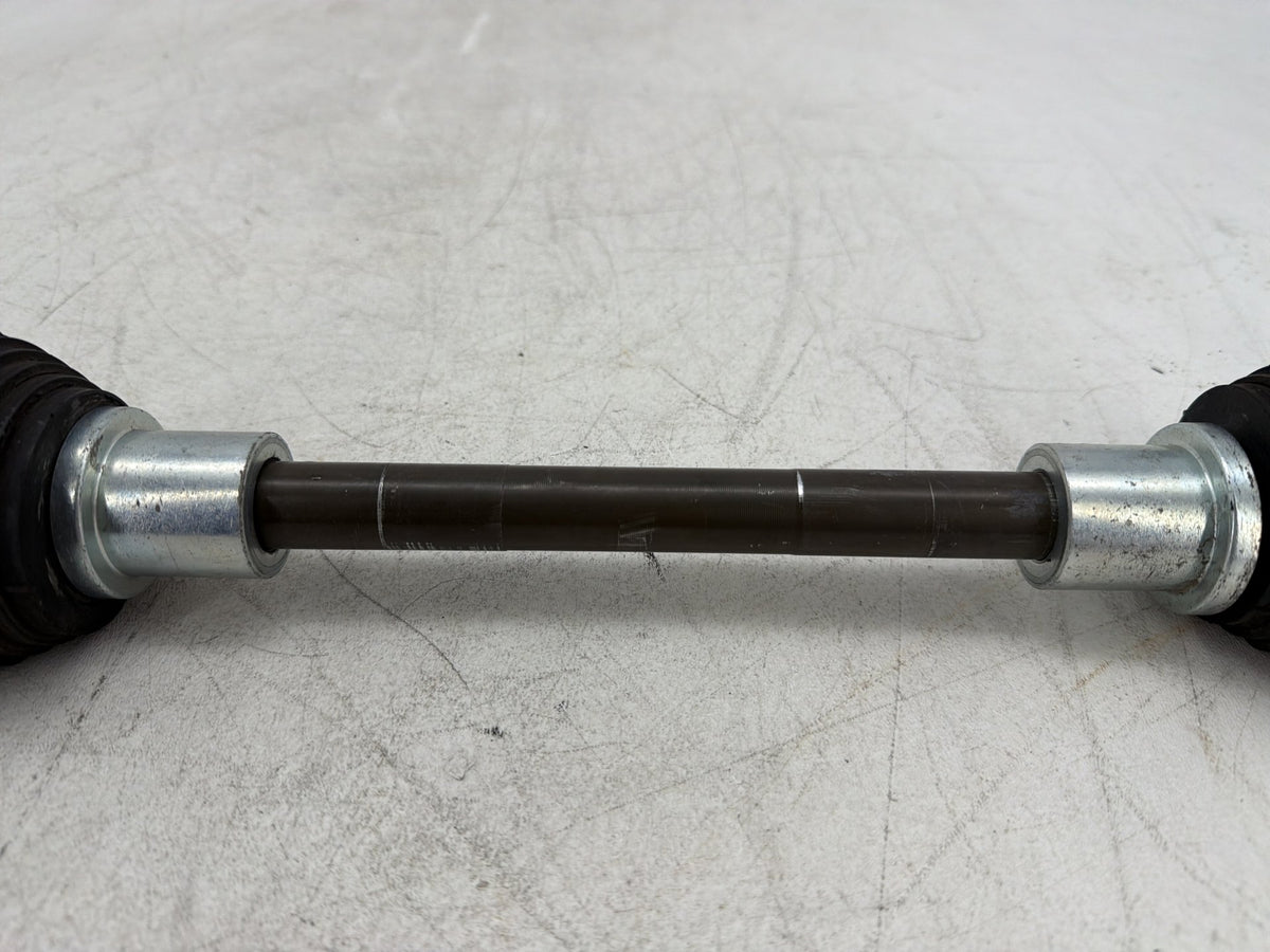 09 Harley Electra Touring CVO Screamin Eagle Rear Fork Swingarm Pivot Bolt Shaft