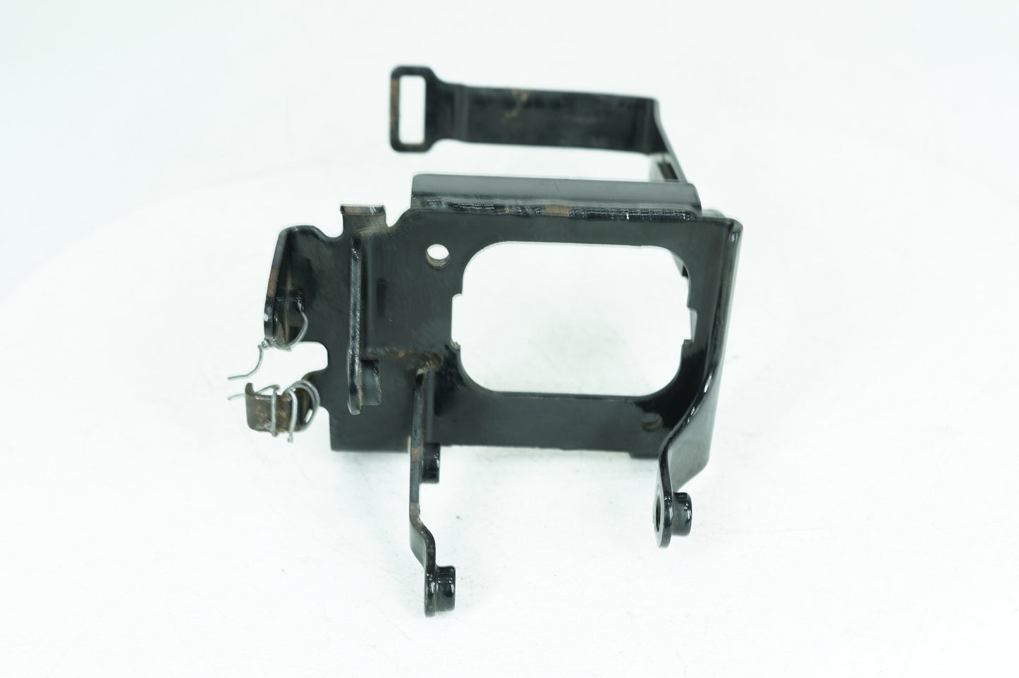 2004 - 2013 Harley-Davidson Sportster Custom Battery Tray Bracket Holder Carrier  	66194-04C