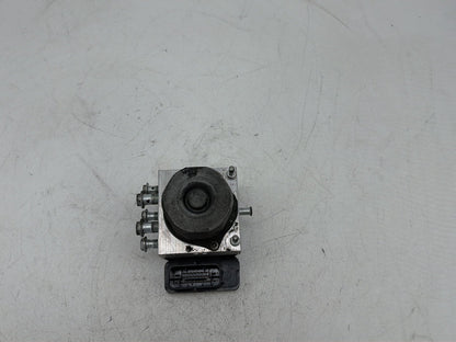 2015 Harley Electra Glide Touring Ultra Low OEM ABS Brake Pump & Control Module