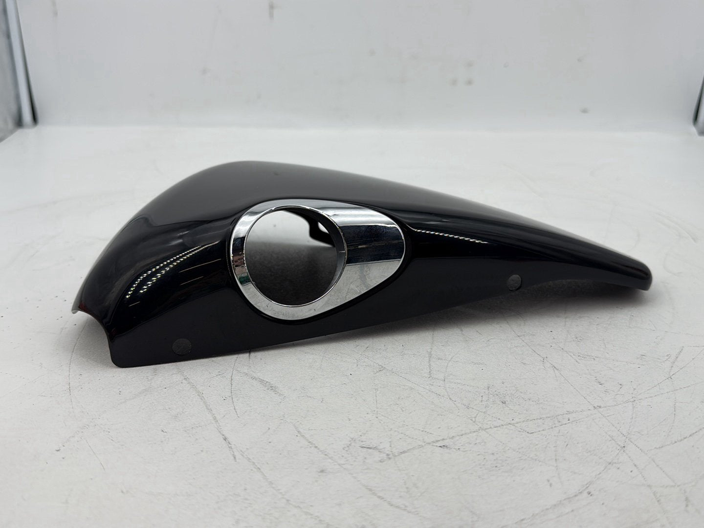 2004 - 2013 Harley-Davidson Sportster 1200 Custom Right Fairing Side Oil Tank Cover 66252-04