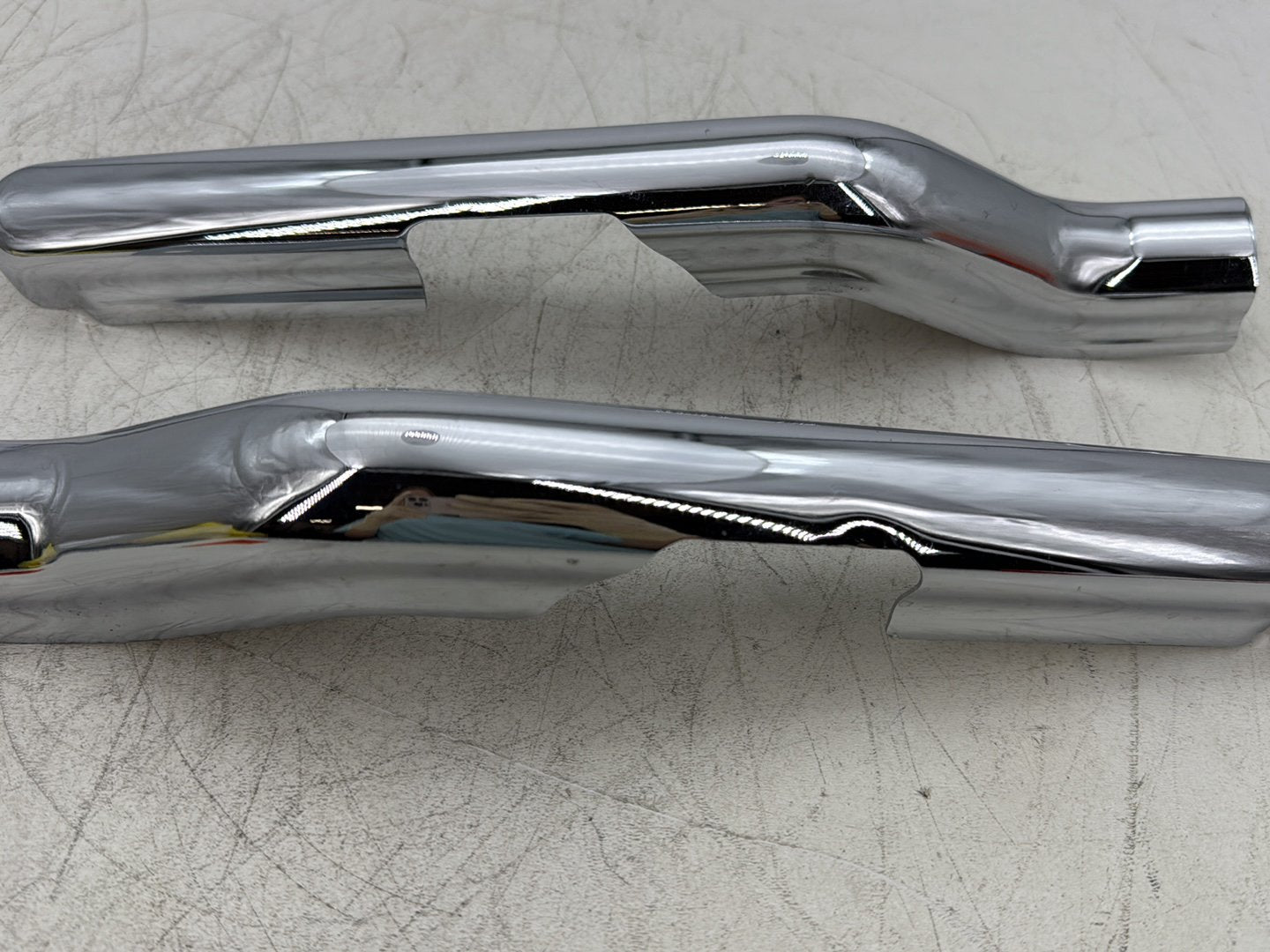 07 Harley Touring Electra Glide Ultra OEM Rear Left Right Fender Struts Bracket
