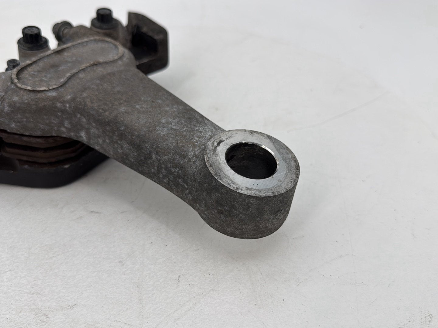 1999 - 2006 Harley-Davidson Touring Electra Glide Rear Back Brake Caliper 	44080-02C